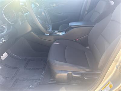 2019 Chevrolet Malibu LS   - Photo 9 - Albuquerque, NM 87123
