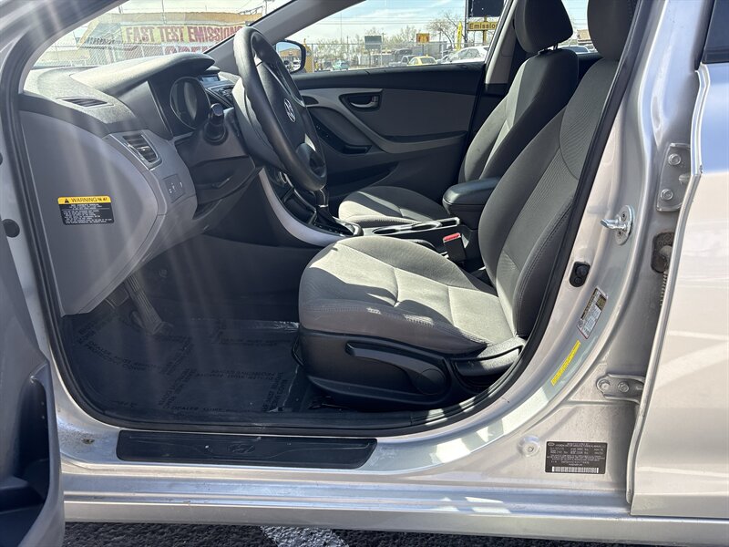 2016 Hyundai ELANTRA SE - Photo 11 - Albuquerque, NM 87123