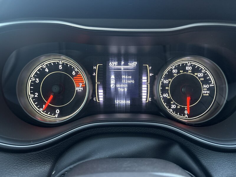 2019 Jeep Cherokee Latitude Plus - Photo 14 - Albuquerque, NM 87123