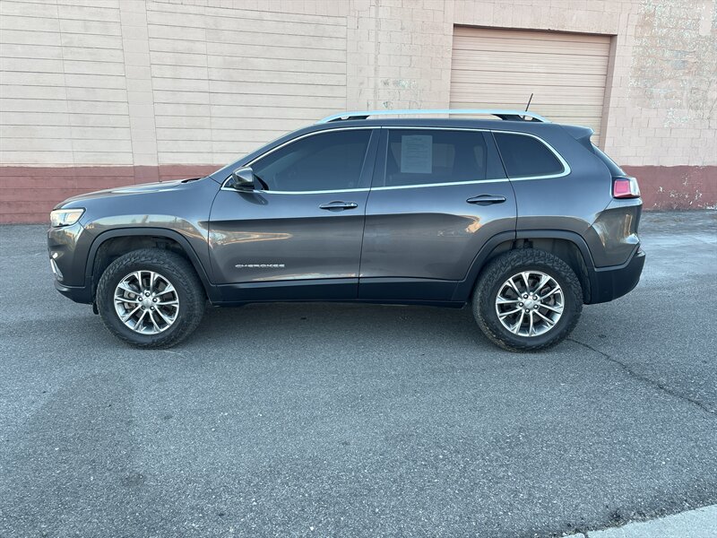 2019 Jeep Cherokee Latitude Plus - Photo 9 - Albuquerque, NM 87123