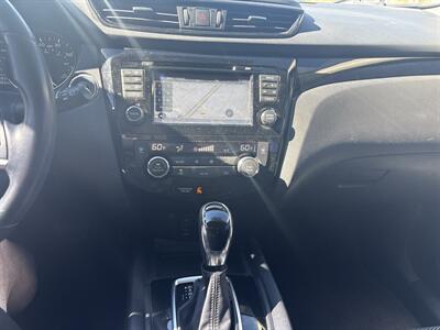 2017 Nissan Rogue SV SPORT - Photo 12 - Albuquerque, NM 87123