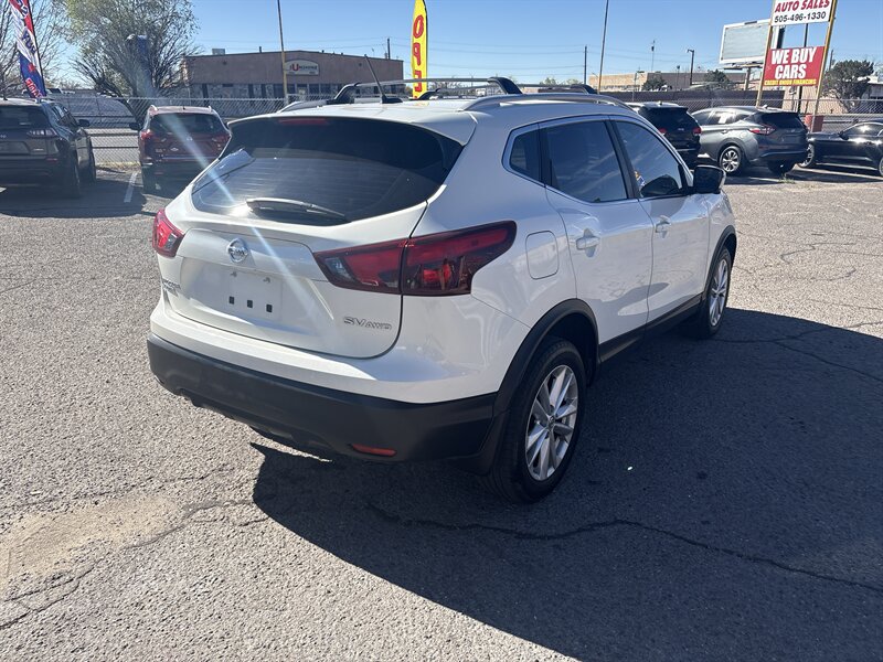 2017 Nissan Rogue SV SPORT - Photo 5 - Albuquerque, NM 87123