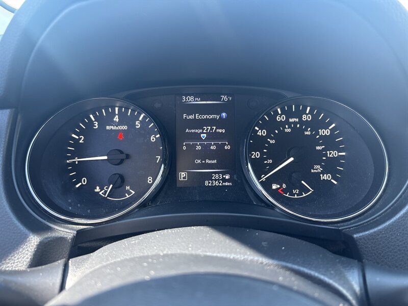 2017 Nissan Rogue SV SPORT - Photo 11 - Albuquerque, NM 87123