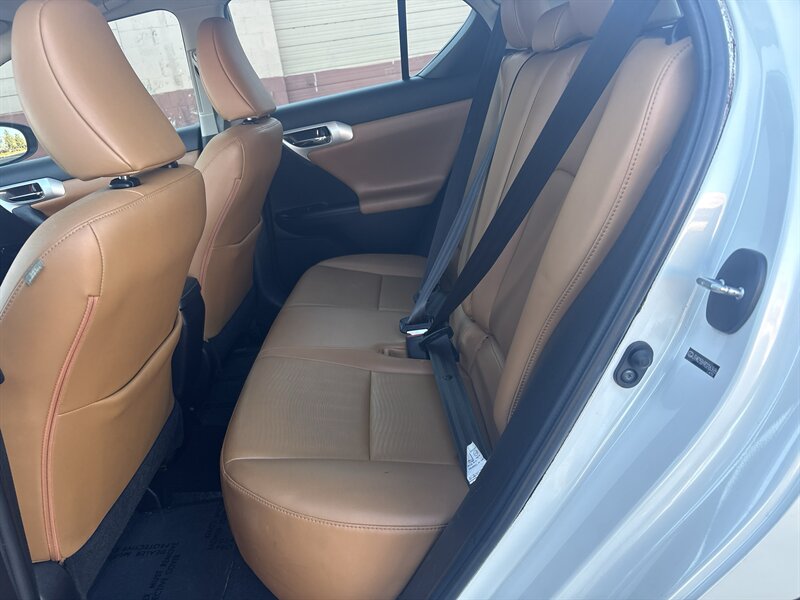 2013 Lexus CT 200h 200h - Photo 11 - Albuquerque, NM 87123