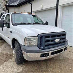 2007 Ford F-350 Super Duty Diesel Dually with 5th Wheel Receiver - Photo 2 - Frankfort, KY 40601
