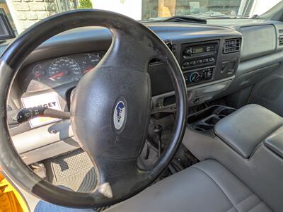 2004 Ford F-350 Super Duty XL   - Photo 9 - Frankfort, KY 40601