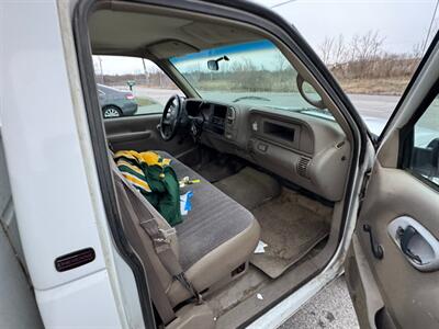 1998 Chevrolet C/K 2500 Series   - Photo 4 - Frankfort, KY 40601
