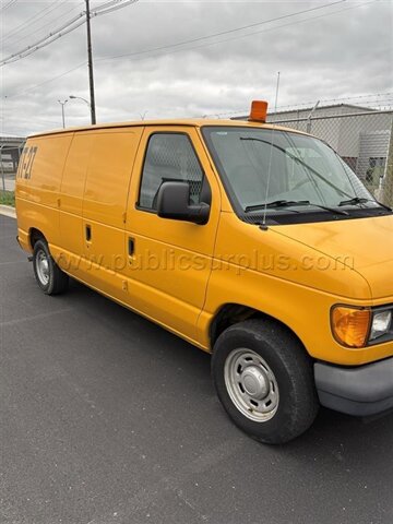 2005 Ford E-150   - Photo 1 - Frankfort, KY 40601