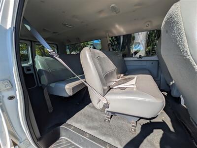 2005 Ford E-350 SD XL 6.0L Diesel 8-seater passenger van   - Photo 8 - Frankfort, KY 40601