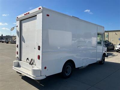 1999 Chevrolet P30 Forward Control Chassis Grumman-Olson Stepvan   - Photo 4 - Frankfort, KY 40601