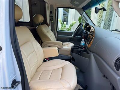 2006 Ford E-350 Born-Free RV - Photo 2 - Frankfort, KY 40601