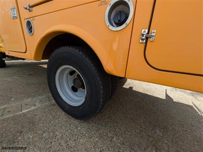 1995 Ford F-450 Super Duty Boom & Bucket Utility Truck   - Photo 10 - Frankfort, KY 40601