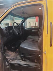 2007 GMC TopKick C5500 Stakebed 16'   - Photo 9 - Frankfort, KY 40601