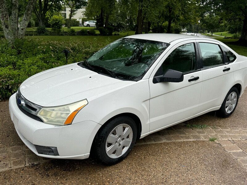 2009 Ford Focus S   - Photo 1 - Frankfort, KY 40601