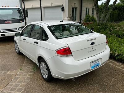 2009 Ford Focus S   - Photo 3 - Frankfort, KY 40601