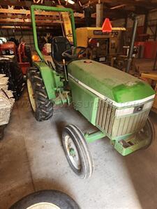 2002 John Deere 790 Tractor - Photo 1 - Frankfort, KY 40601