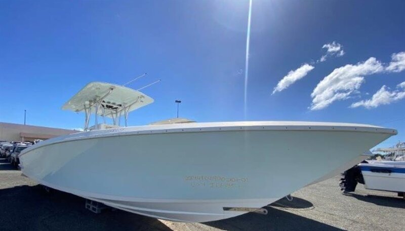 2001 Contender Open Fisherman Coast Guard Documented Vessel   - Photo 1 - Frankfort, KY 40601