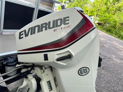 2017 Godfrey 22' Sweetwater Pontoon   - Photo 2 - Frankfort, KY 40601