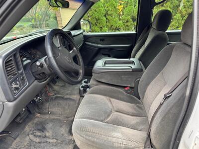 2003 Chevrolet Silverado 2500HD   - Photo 4 - Frankfort, KY 40601