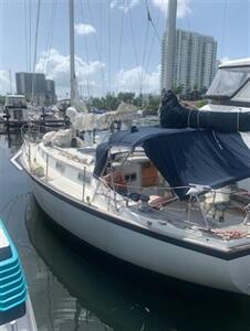 1978 Pearson Ketch 365 Sailboat   - Photo 4 - Frankfort, KY 40601