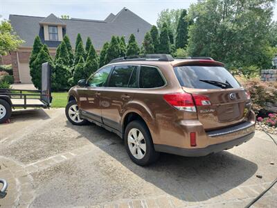 2011 Subaru Outback 2.5i Limited   - Photo 1 - Frankfort, KY 40601