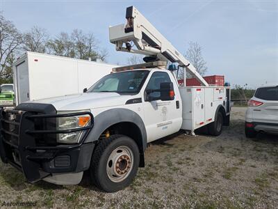 2011 Ford F-550 Super Duty with Versalift   - Photo 2 - Frankfort, KY 40601
