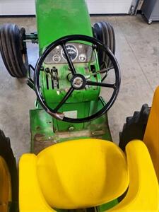 1961 John Deere 4010 Diesel Tractor (Vintage Design)   - Photo 6 - Frankfort, KY 40601