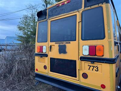 2009 Freightliner Thomas C2 Chassis with Cummins 6.7L Diesel   - Photo 2 - Frankfort, KY 40601