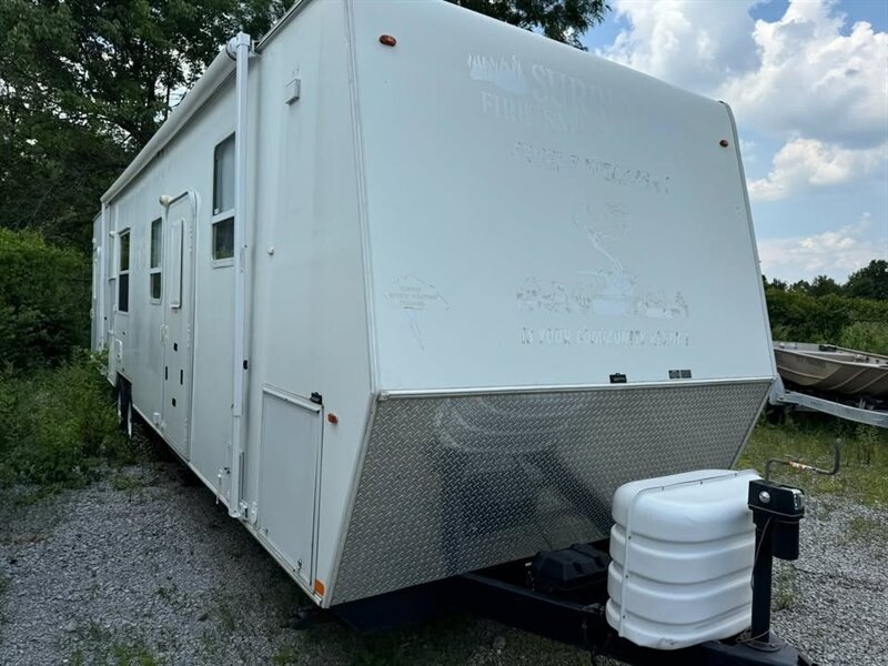 2003 Surrey Firehouse Trailer   - Photo 1 - Frankfort, KY 40601