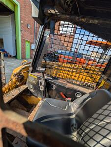 1996 John Deere 8875 Skidsteer Front-end Loader   - Photo 4 - Frankfort, KY 40601