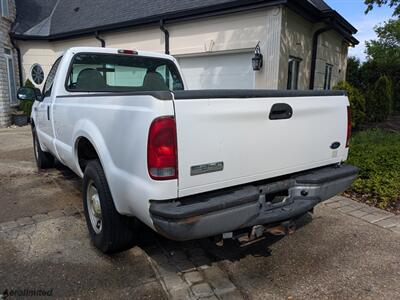 2005 Ford F-250 Super Duty XL   - Photo 3 - Frankfort, KY 40601