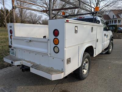 2005 Chevrolet Silverado 2500HD Work Truck   - Photo 5 - Frankfort, KY 40601