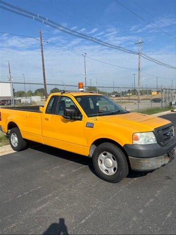 2005 Ford F-150 XL   - Photo 1 - Frankfort, KY 40601