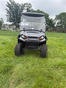 2024 EZGO EXPRESS GAS S4 EFI   - Photo 3 - Cicero, IN 46034