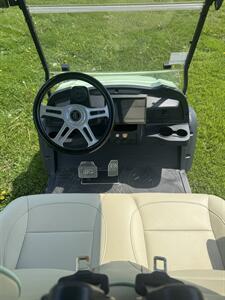 2025 CONQUEST 60L LIMITED   - Photo 11 - Cicero, IN 46034