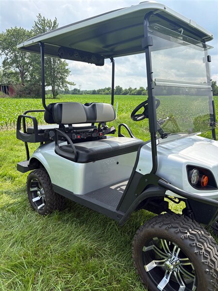 2021 EZGO EXPRESS ELITE - Photo 2 - Cicero, IN 46034
