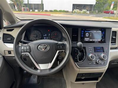 2015 Toyota Sienna LE 8-Passenger   - Photo 11 - Long Beach, CA 90807