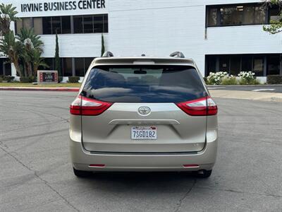 2015 Toyota Sienna LE 8-Passenger   - Photo 4 - Long Beach, CA 90807