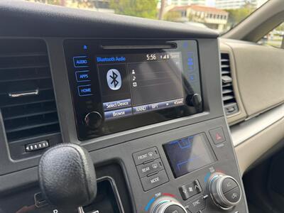 2015 Toyota Sienna LE 8-Passenger   - Photo 18 - Long Beach, CA 90807