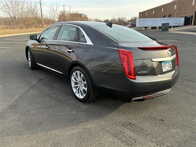 2015 Cadillac XTS Luxury   - Photo 4 - Saint Paul, MN 55114