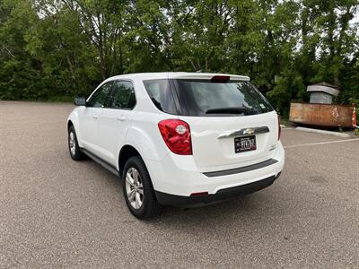 2014 Chevrolet Equinox LS - Photo 4 - Saint Paul, MN 55114