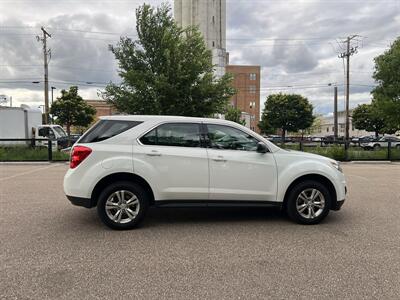 2014 Chevrolet Equinox LS - Photo 2 - Saint Paul, MN 55114