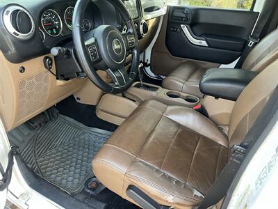 2011 Jeep Wrangler Unlimited Sahara - Photo 8 - Saint Paul, MN 55114