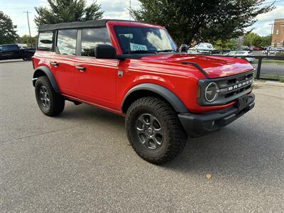 2021 Ford Bronco   - Photo 2 - Saint Paul, MN 55114