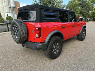2021 Ford Bronco   - Photo 5 - Saint Paul, MN 55114