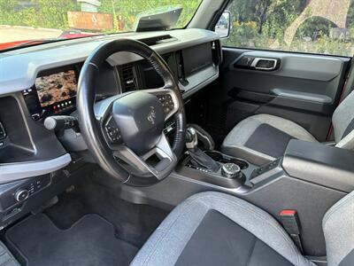 2021 Ford Bronco   - Photo 8 - Saint Paul, MN 55114