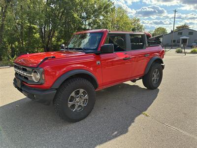 2021 Ford Bronco   - Photo 4 - Saint Paul, MN 55114