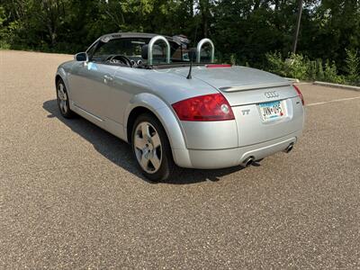 2001 Audi TT 225hp quattro - Photo 5 - Saint Paul, MN 55114