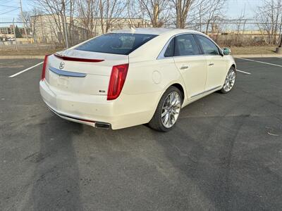 2013 Cadillac XTS Platinum Collection   - Photo 3 - Saint Paul, MN 55114