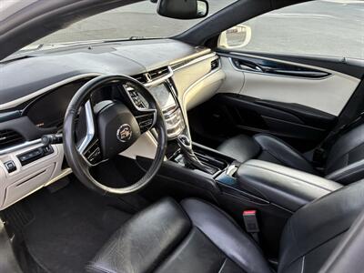 2013 Cadillac XTS Platinum Collection   - Photo 5 - Saint Paul, MN 55114